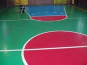 Цветное покрытие полов в спортивном зале