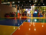 Фото наливные полимерные полы развлекательный центр детский игровой зал